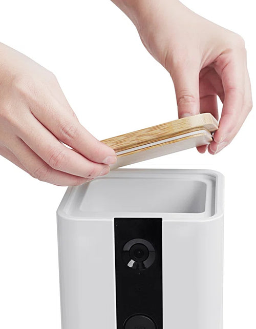 Load image into Gallery viewer, Smart Cam Treat Dispenser Automatic Feeder - Moonlit Mall
